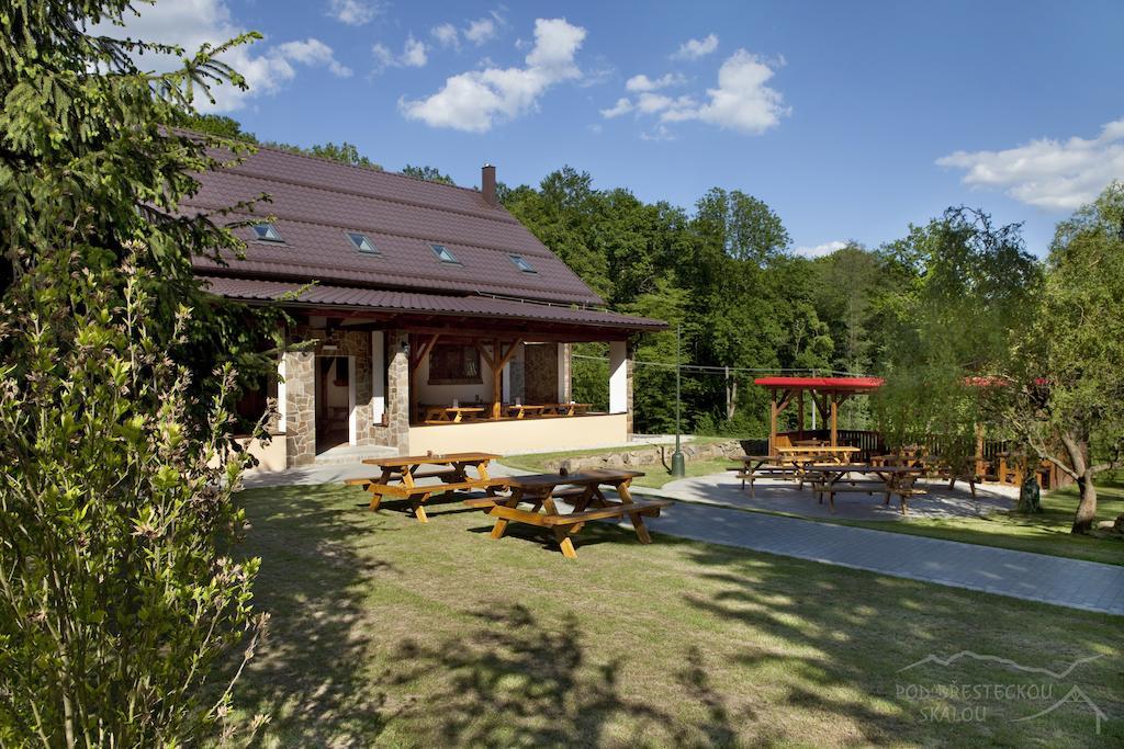 Pod Bresteckou Skalou Brestek ภายนอก รูปภาพ